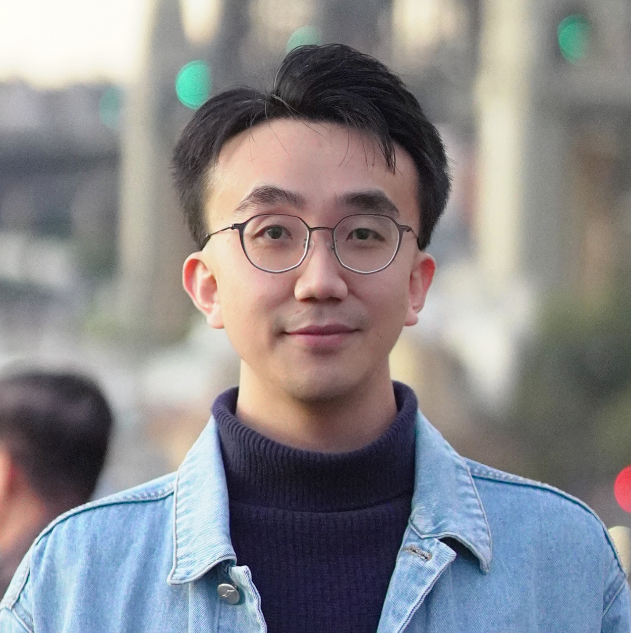 Mr Xiong Teng