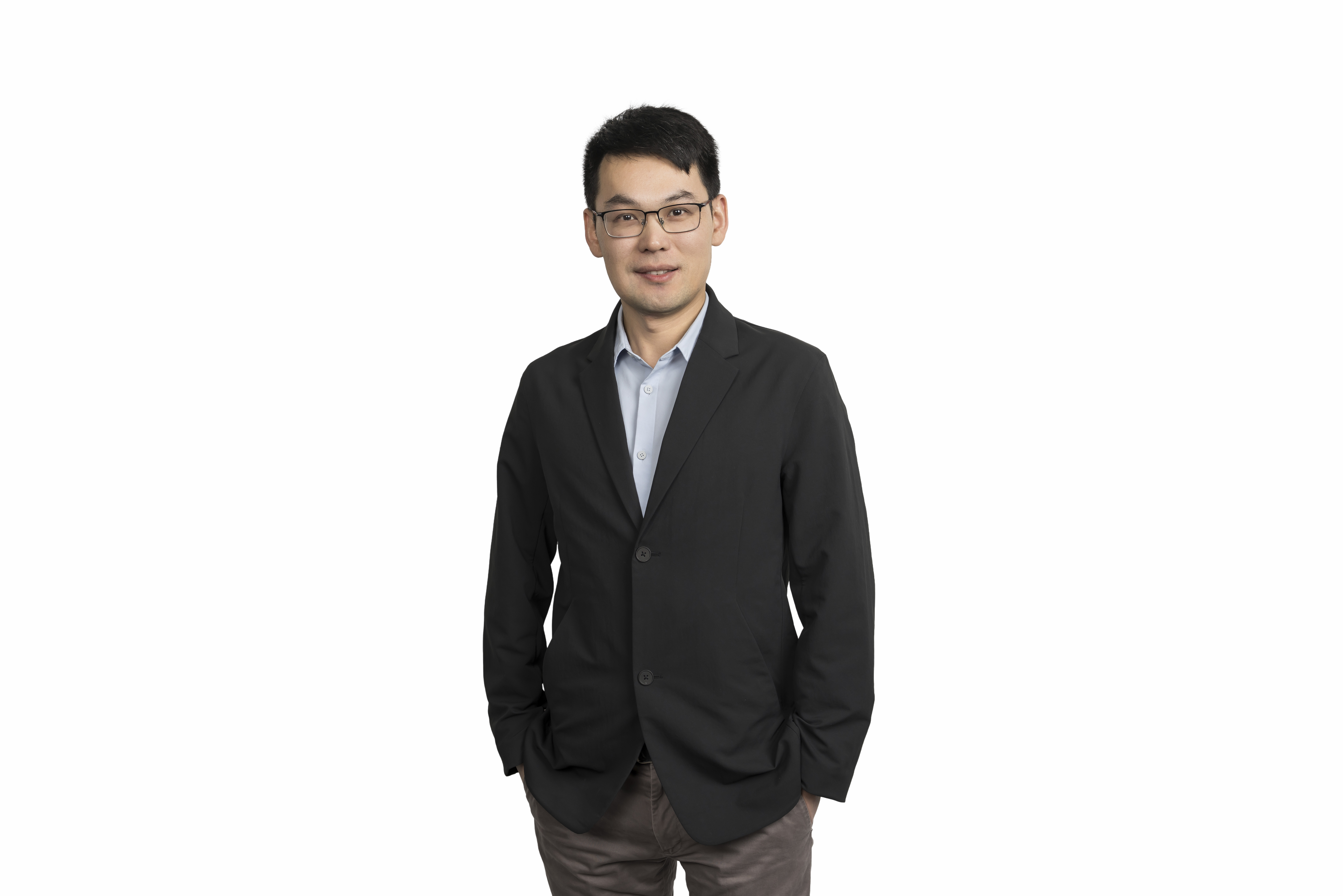Dr Yang Yang