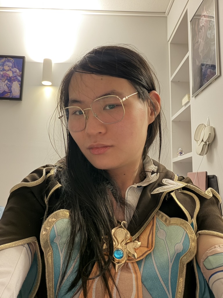 Ms Lynette Tang