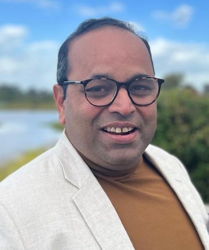 Professor Ashish Malik