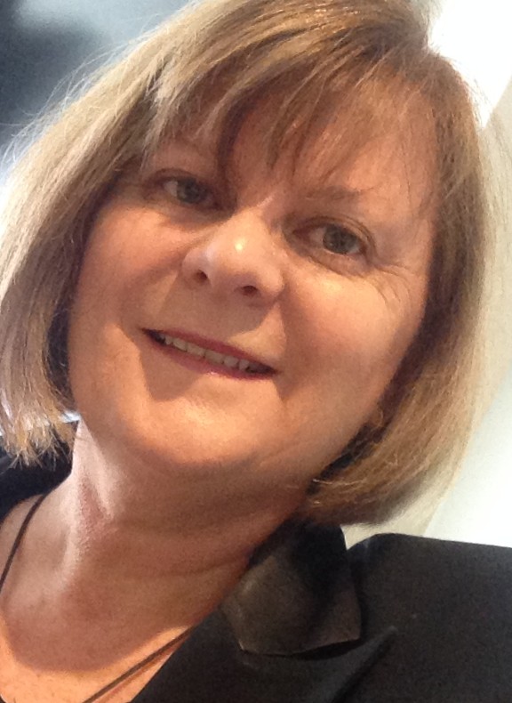 Dr Kerry London