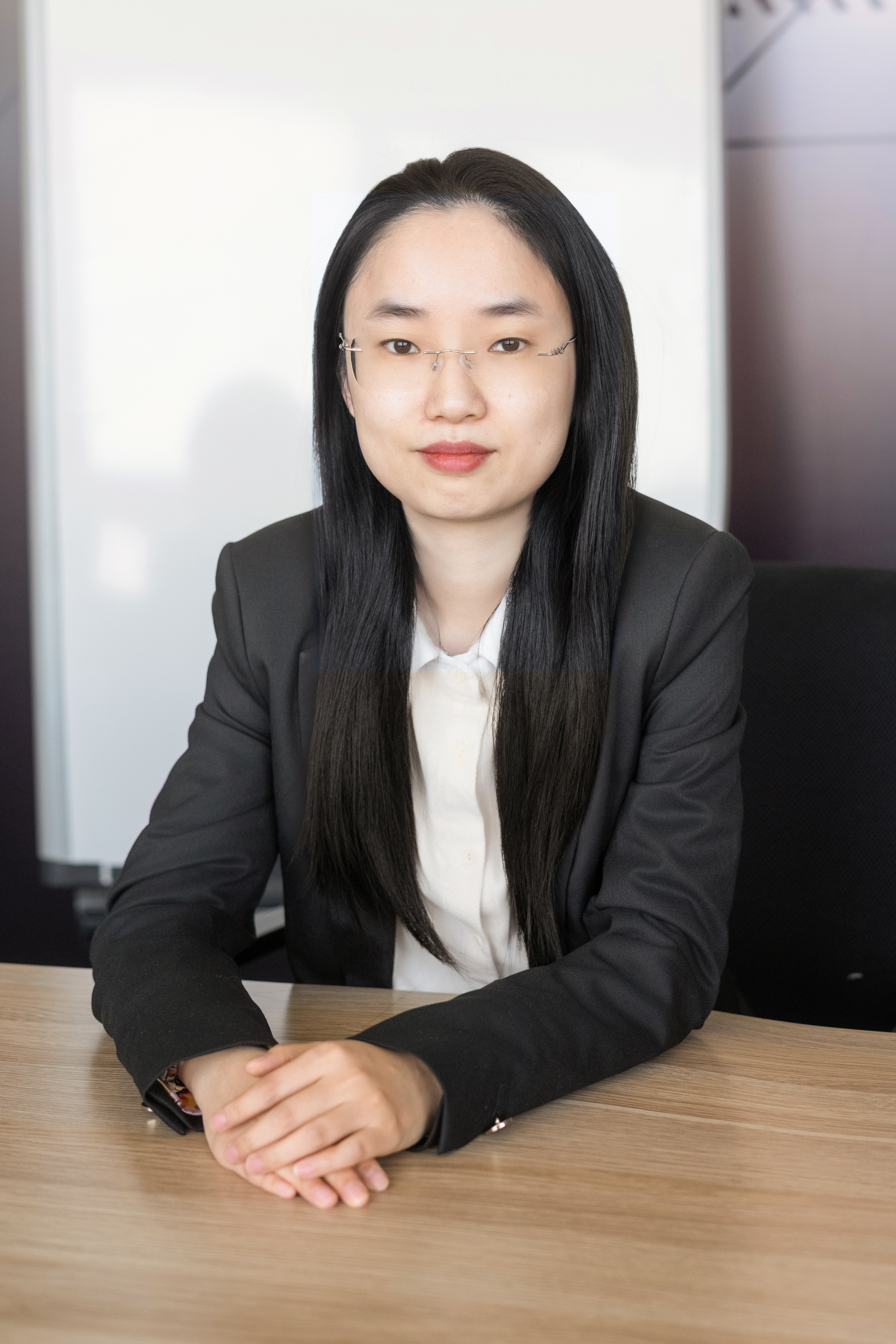 Dr Chelle Wang