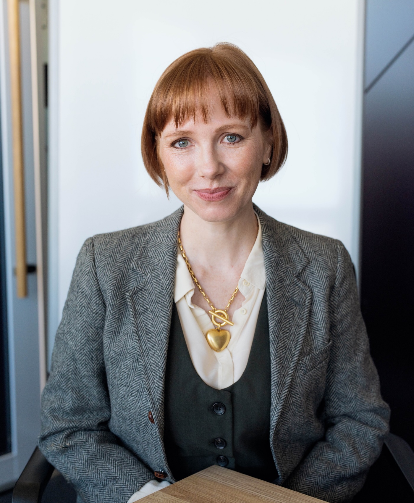Dr Rhiannon Parker