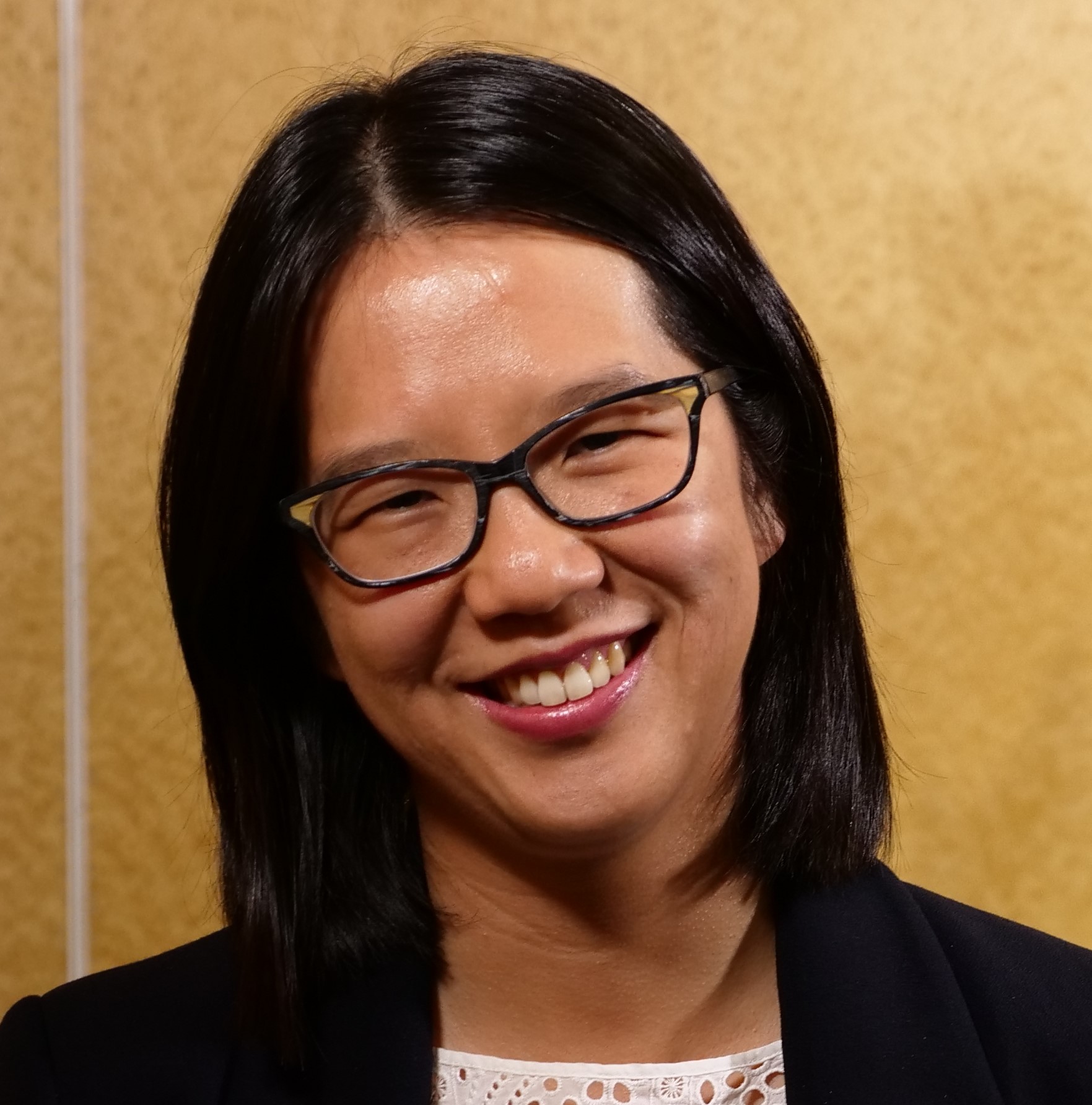 Winnie Tong