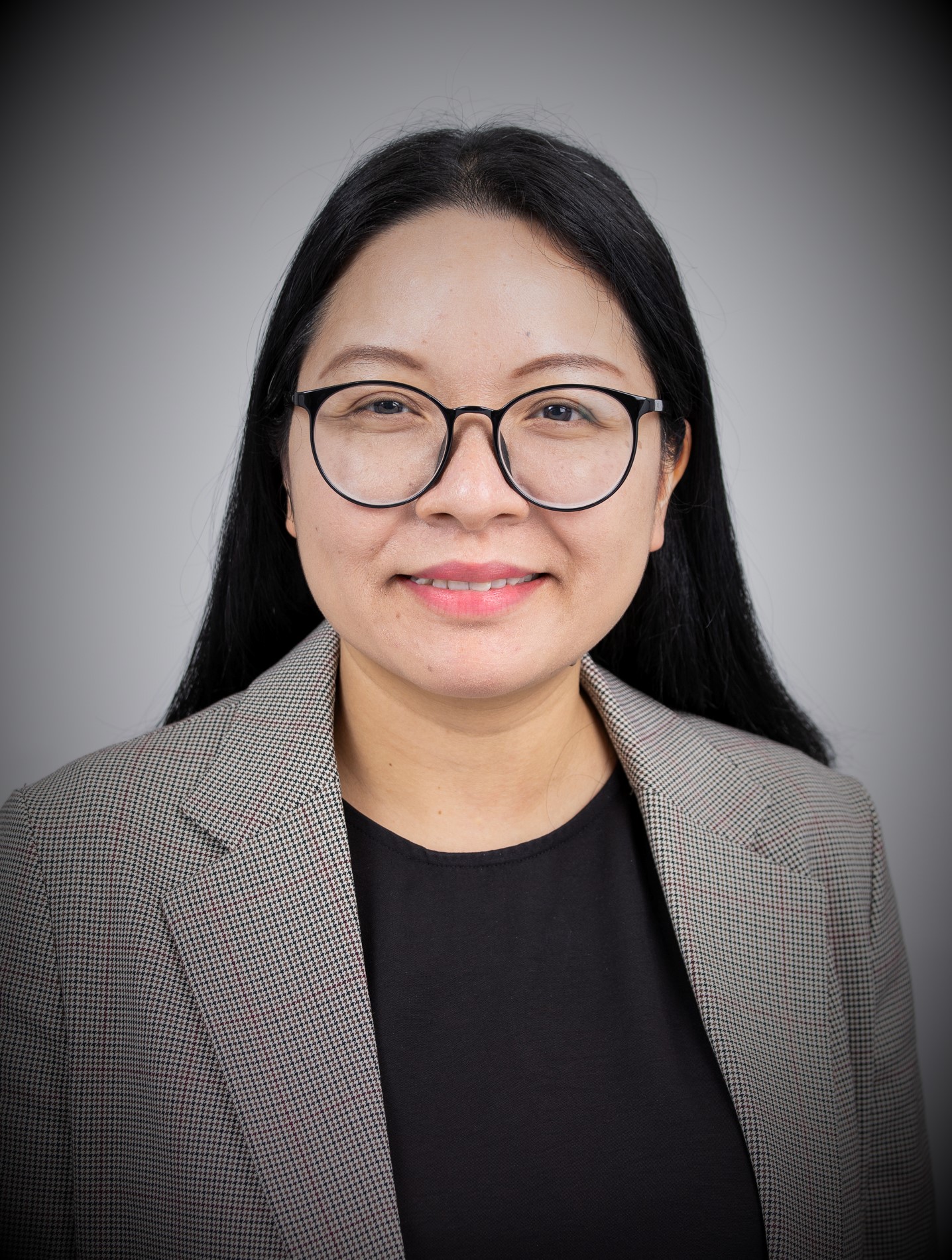 Ms Linh Nguyen