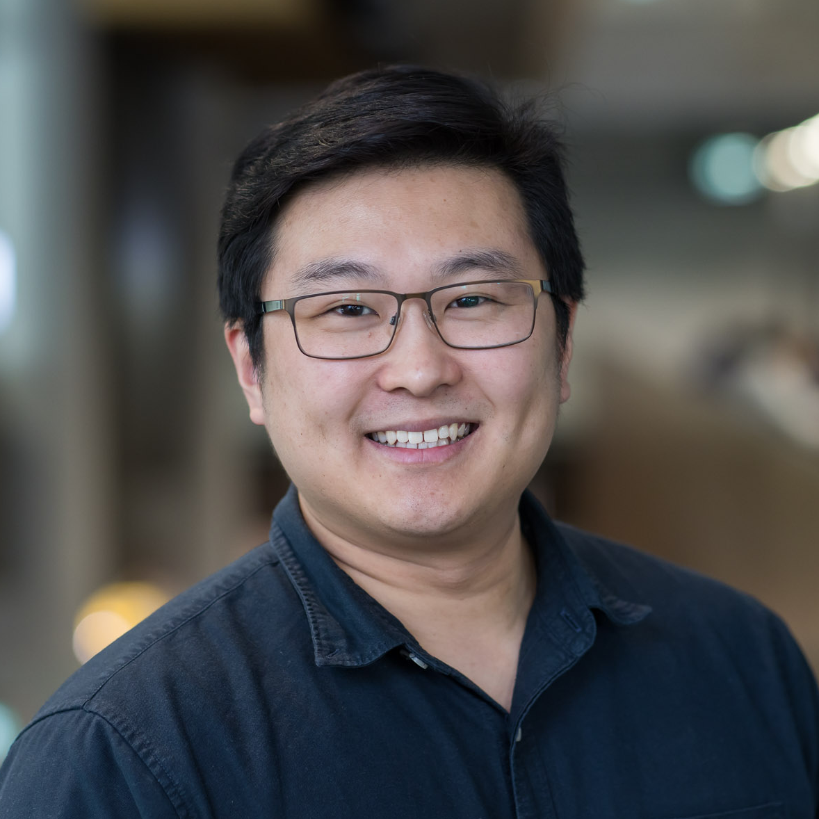 Dr Daniel Han
